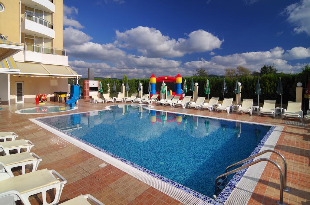 Hotel Plamena Palace Primorsko Exterior photo